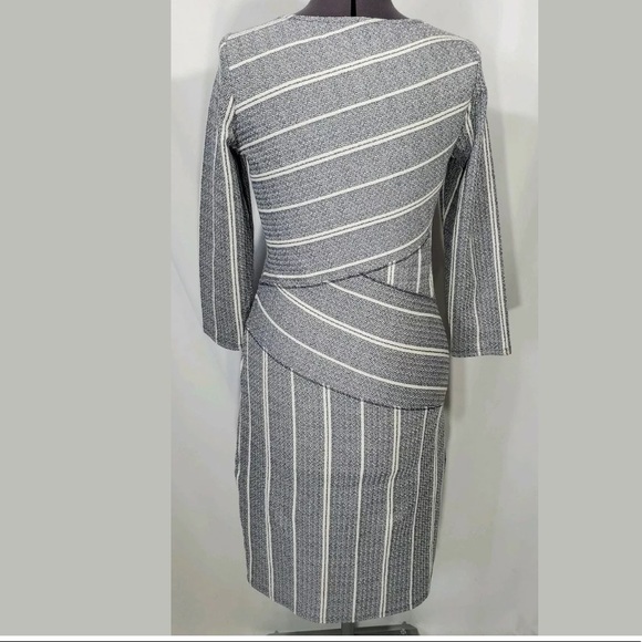 New Anthropologie Maeve Wrap Dress Sz M Blue - Picture 3 of 8